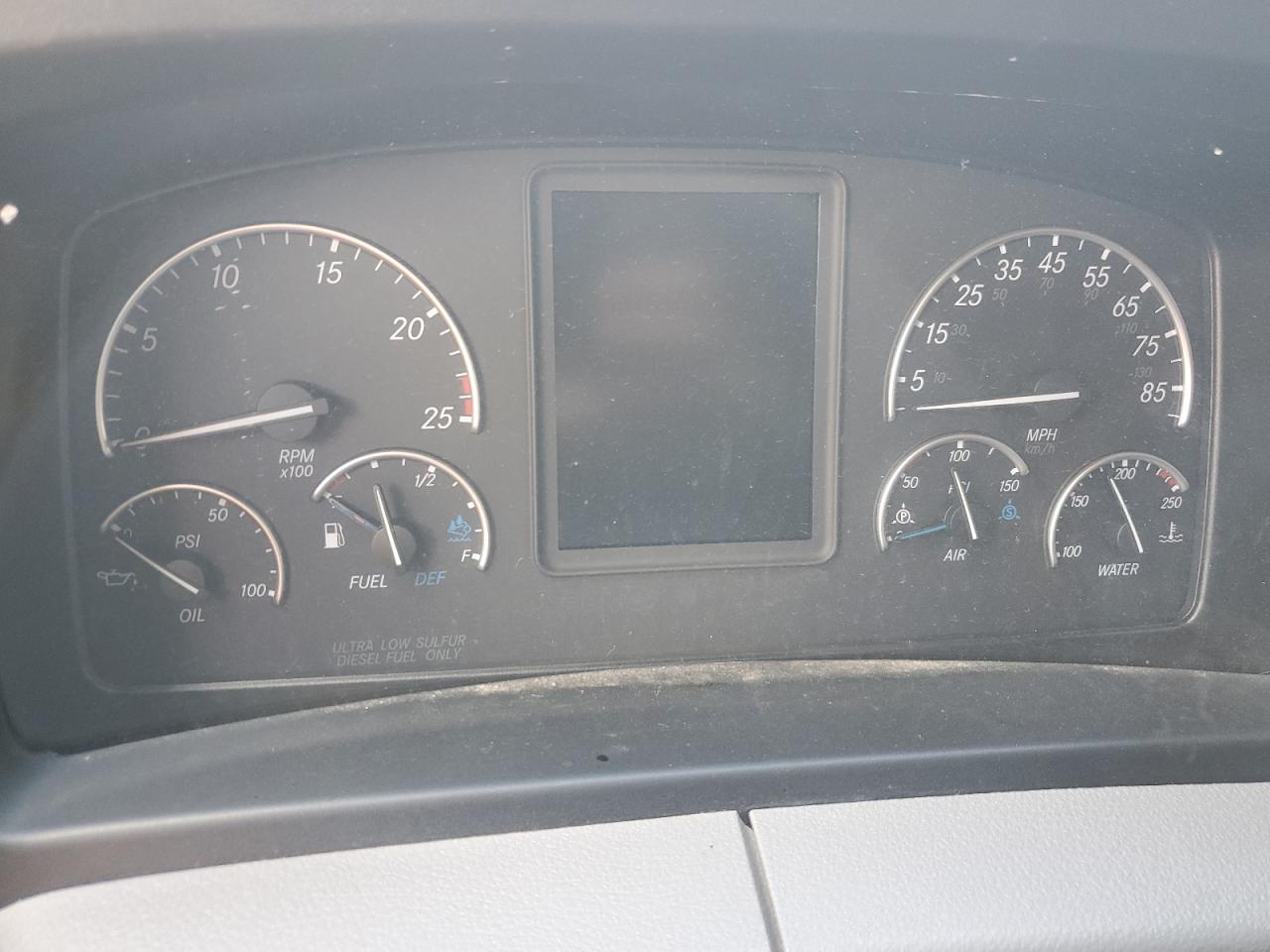 Freightliner Cascadia 1 Image 2