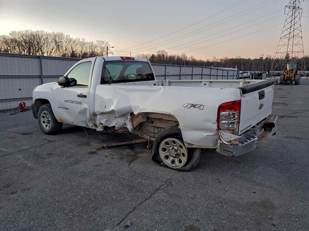 Chevrolet Silverado K1500 Image 8