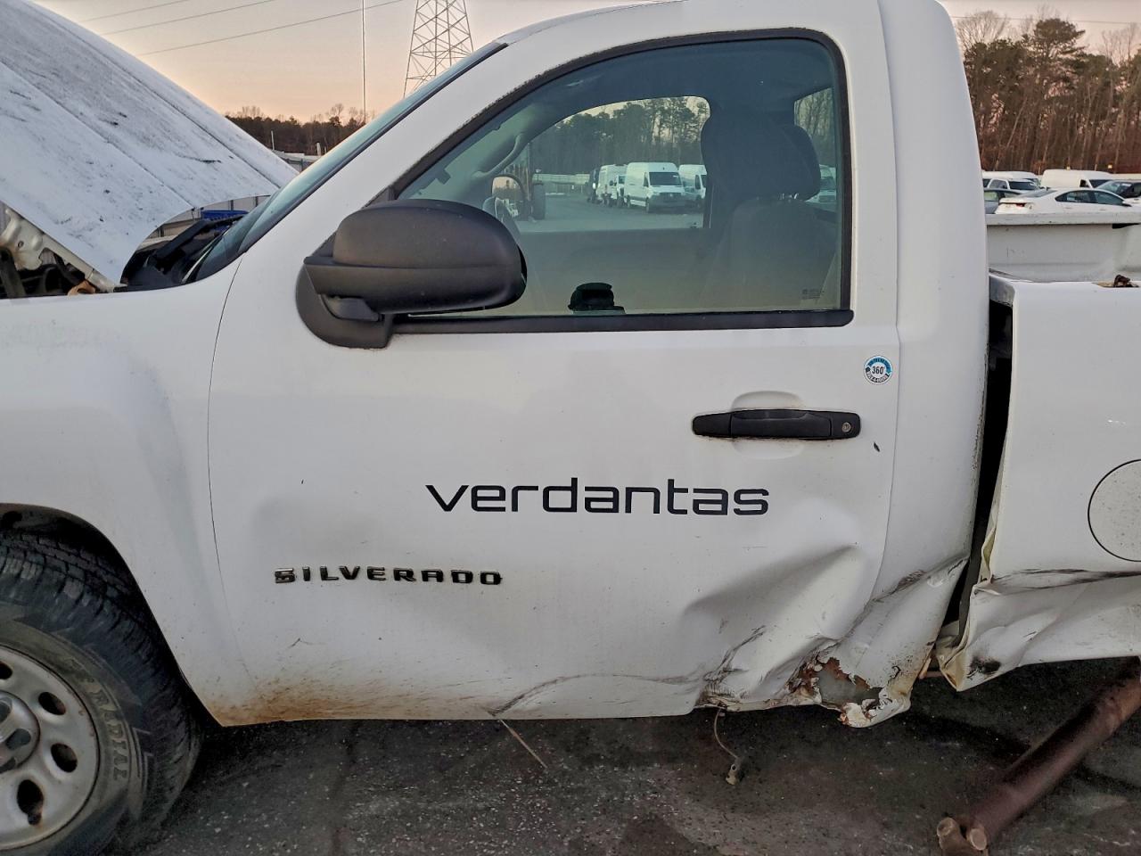 Chevrolet Silverado K1500 Image 7