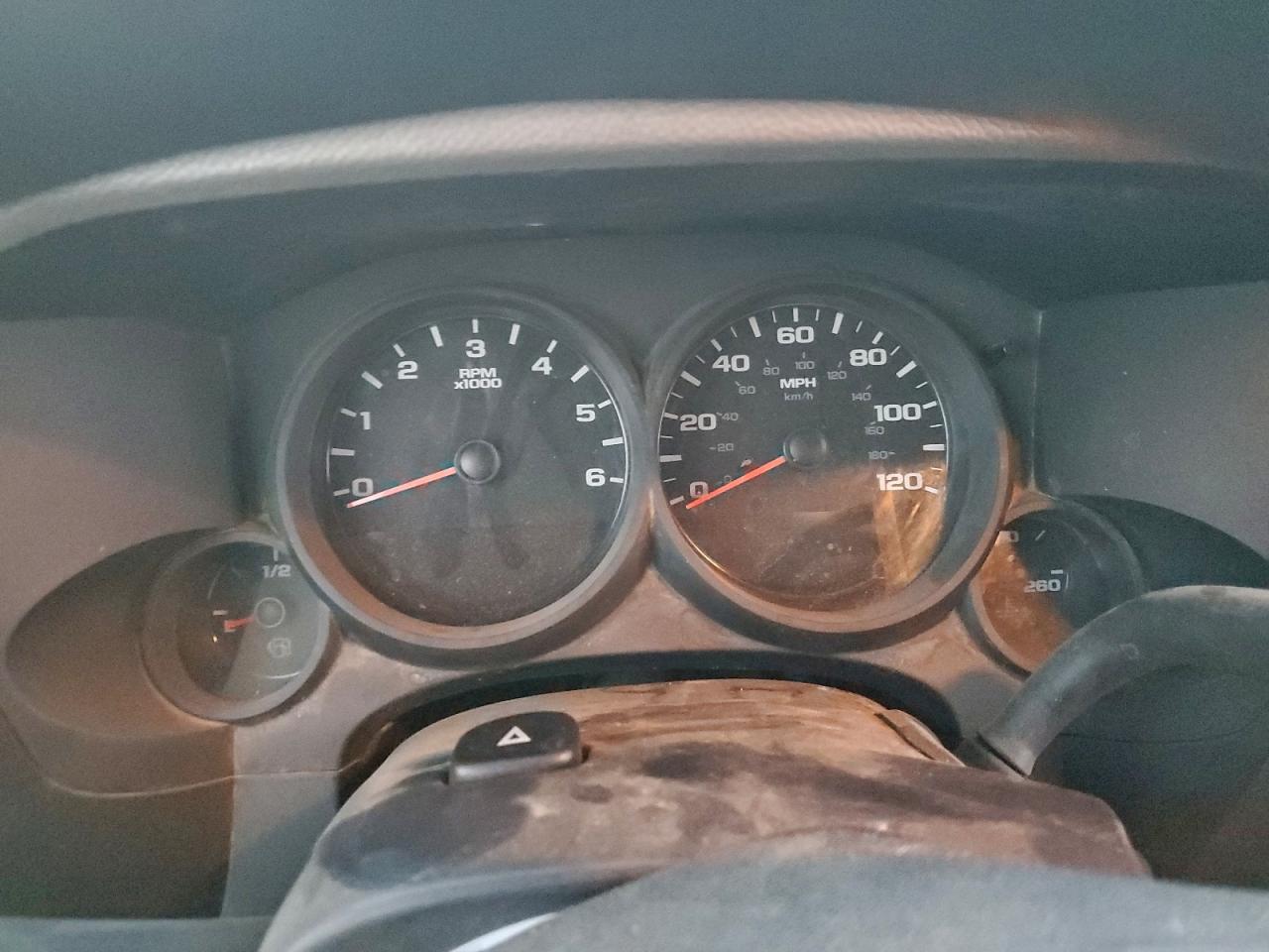 Chevrolet Silverado K1500 Image 10