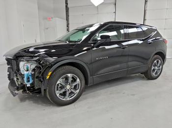  Salvage Chevrolet Blazer