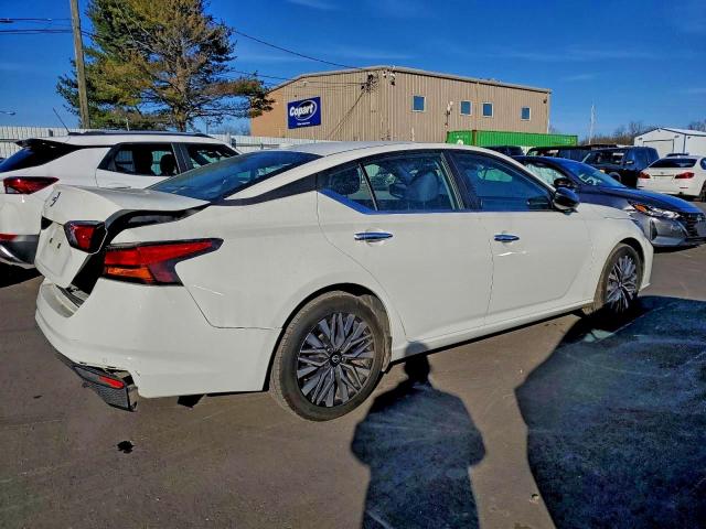 Nissan Altima Sv Image 7