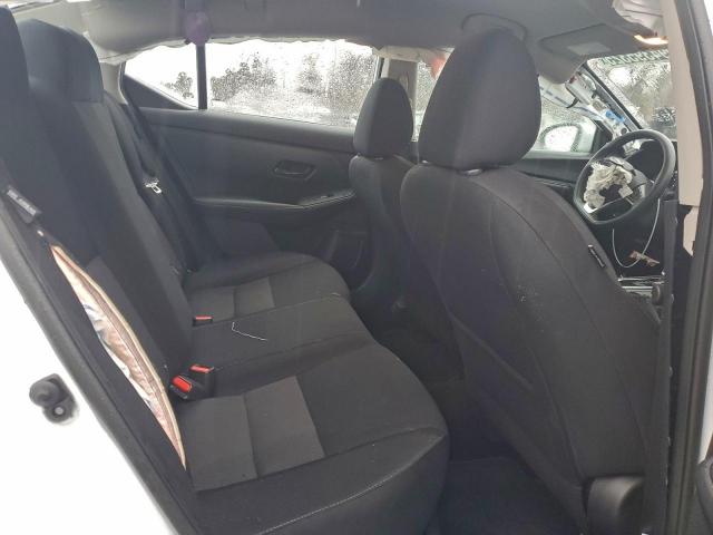 Nissan Sentra Sv Image 3