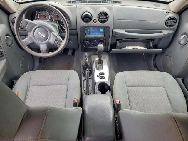 Jeep Liberty Renegade Image 8