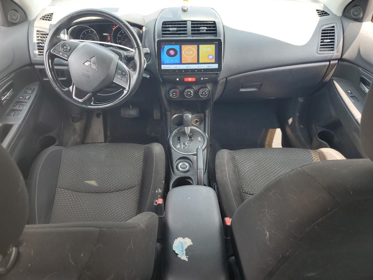 Mitsubishi Outlander Es Image 7