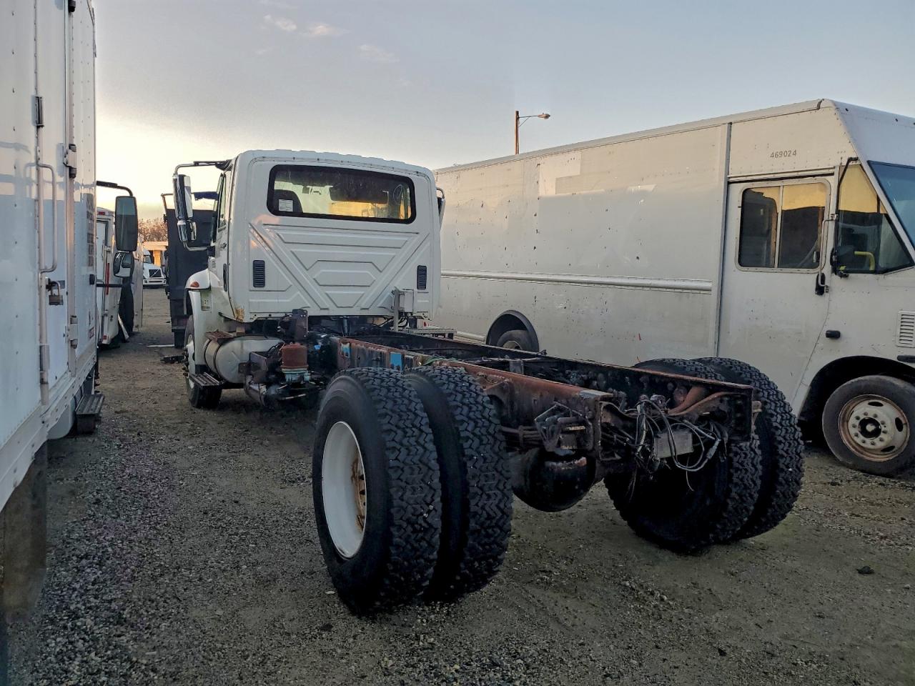 International 4000 Serie 4400 Image 5