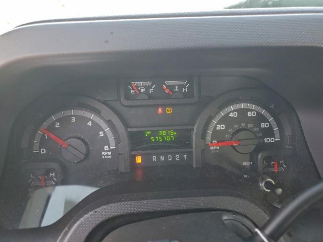 Ford Econoline E250 Van Image 13