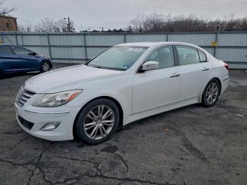  Salvage Hyundai Genesis