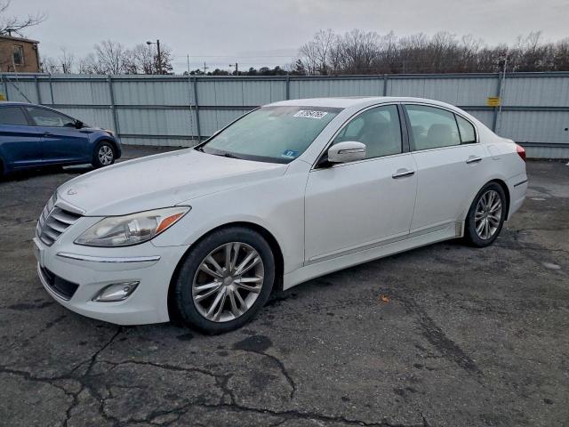  Salvage Hyundai Genesis