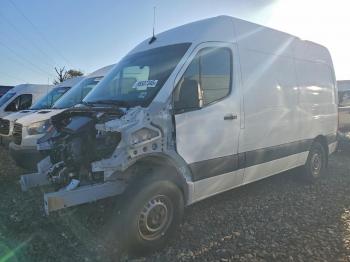 Salvage Mercedes-Benz Sprinter