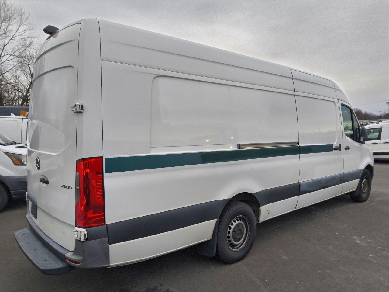 Mercedes-Benz Sprinter 2500 Image 4