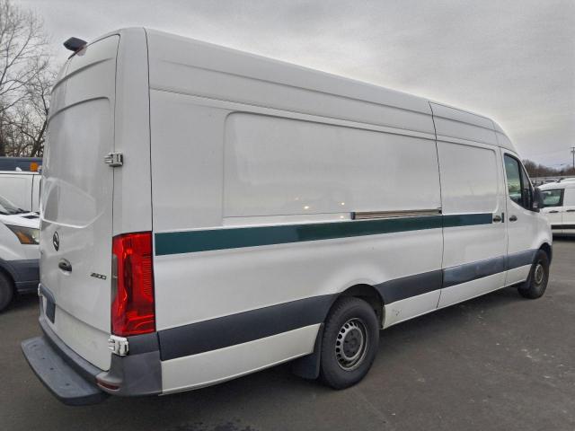 Mercedes-Benz Sprinter 2500 Image 4
