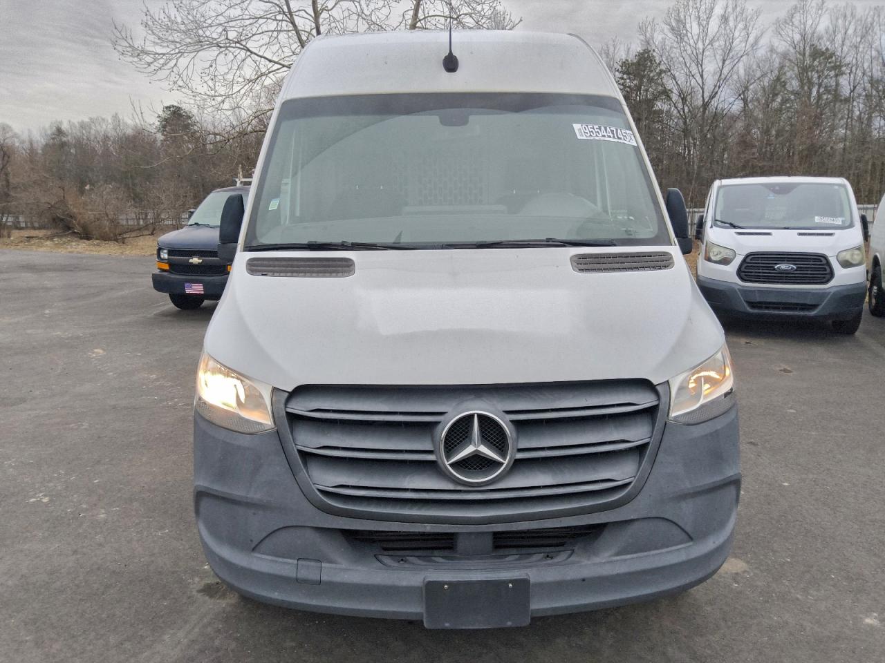Mercedes-Benz Sprinter 2500 Image 12