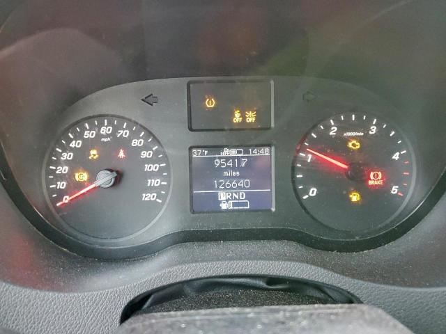 Mercedes-Benz Sprinter 2500 Image 9