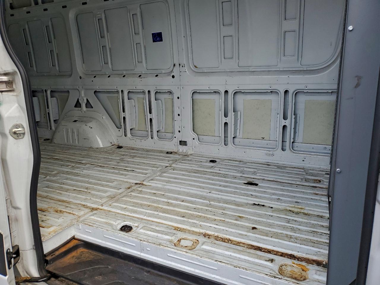 Mercedes-Benz Sprinter 2500 Image 6