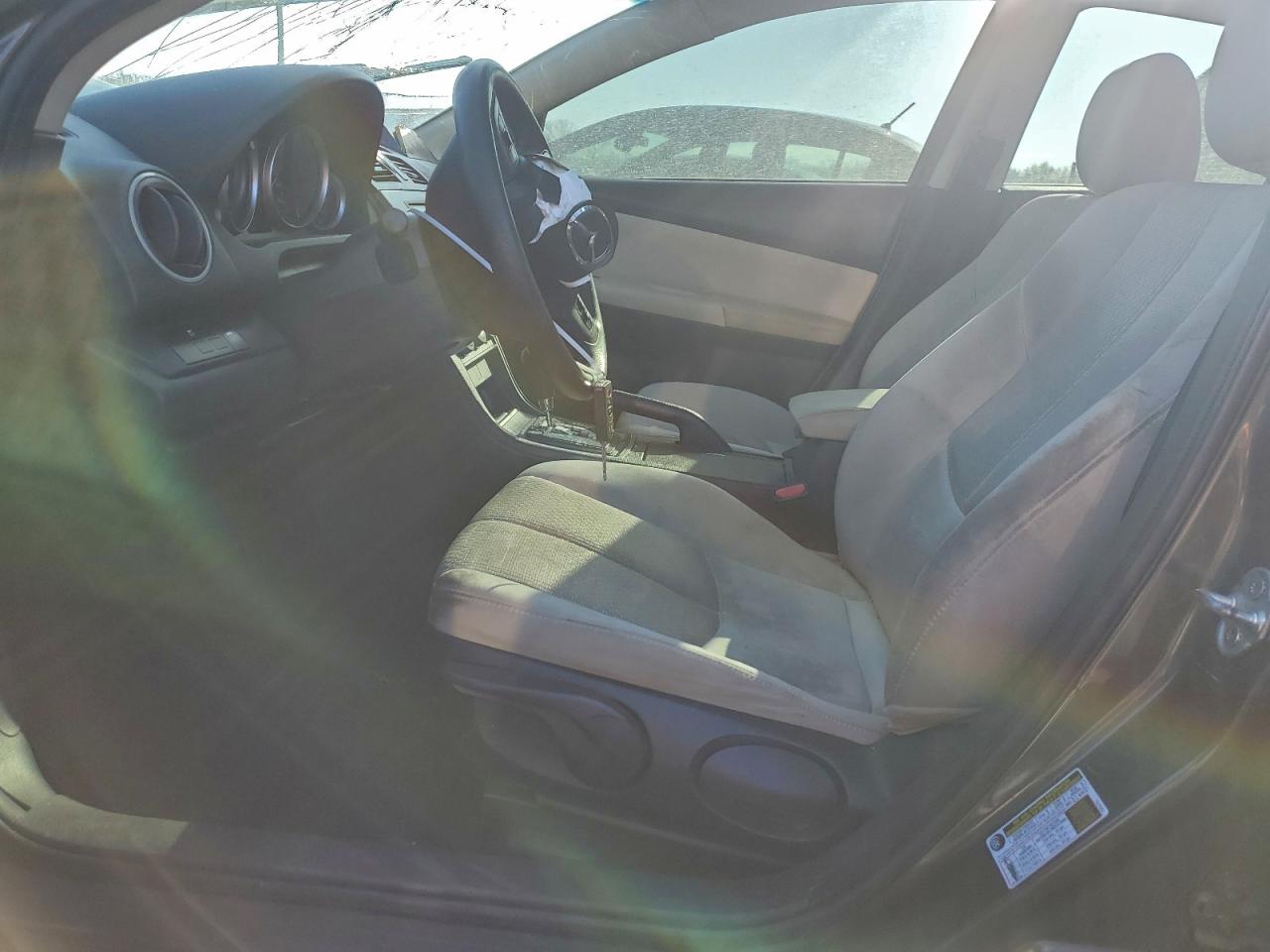 Mazda 6 Sport Image 9