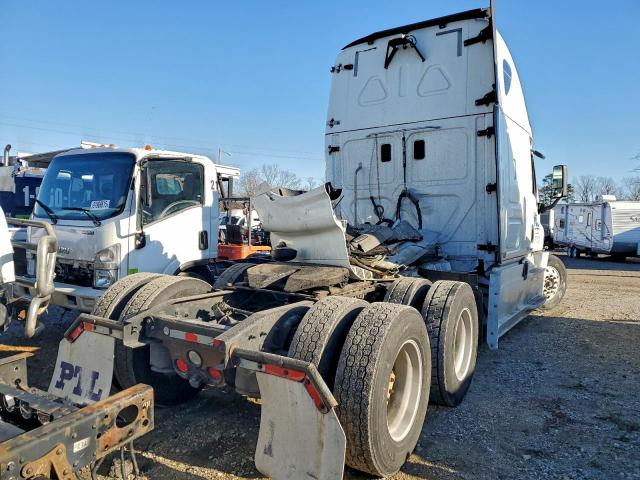 Freightliner Cascadia 1 Image 3