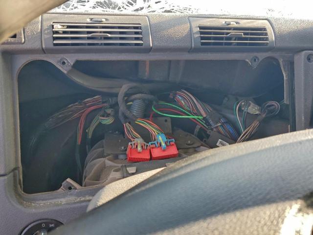 Freightliner Cascadia 1 Image 8