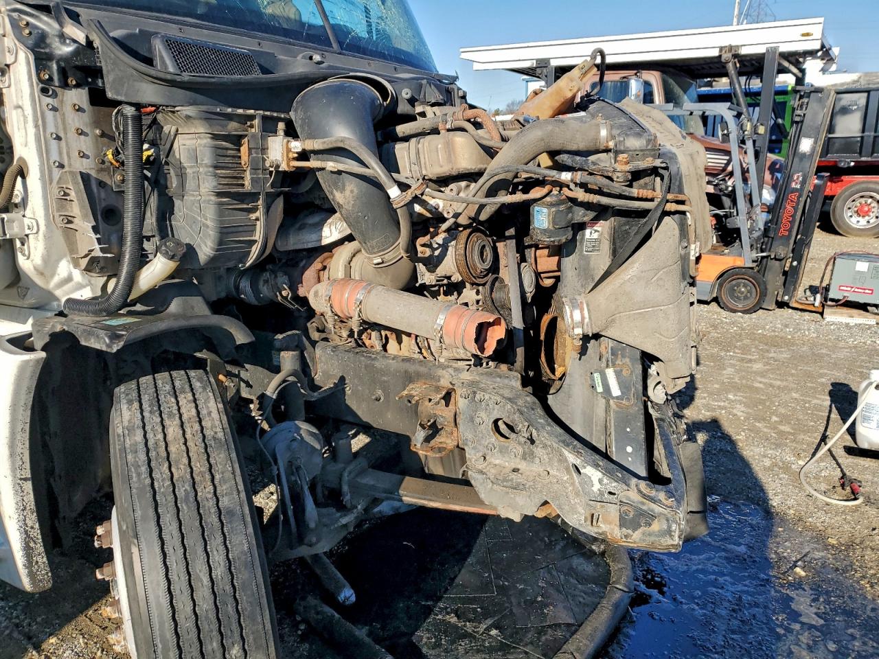 Freightliner Cascadia 1 Image 9