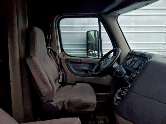 Freightliner Cascadia 1 Image 10