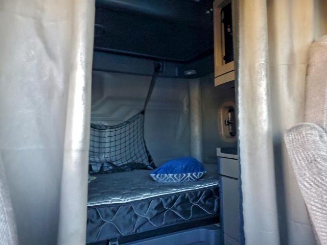 Freightliner Cascadia 1 Image 5