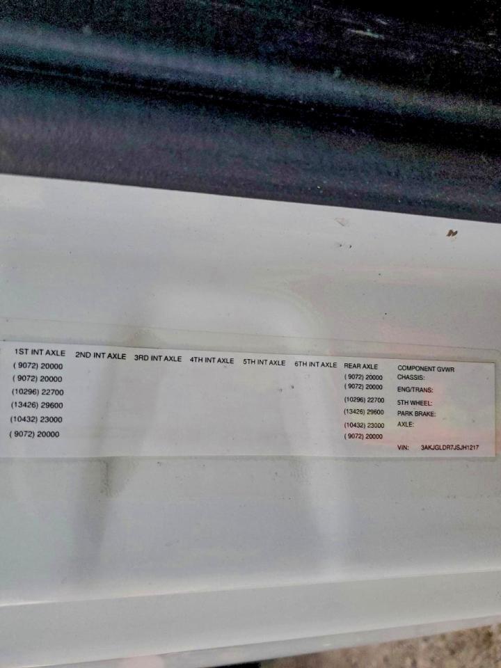 Freightliner Cascadia 1 Image 8