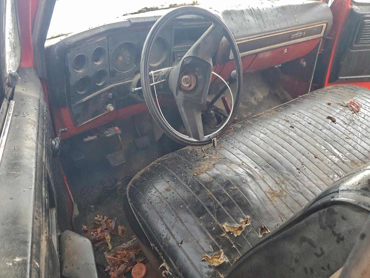 Chevrolet Silverado Image 5