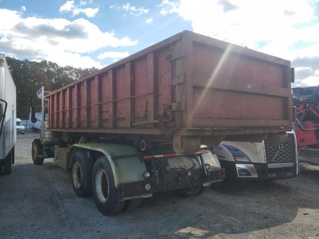 International 4900 4900 Image 10