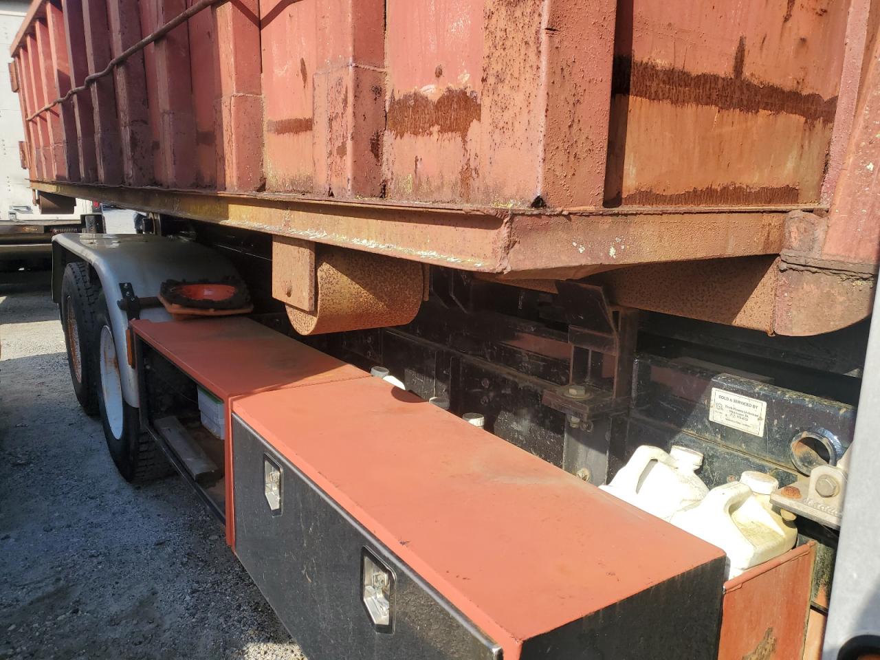 International 4900 4900 Image 9