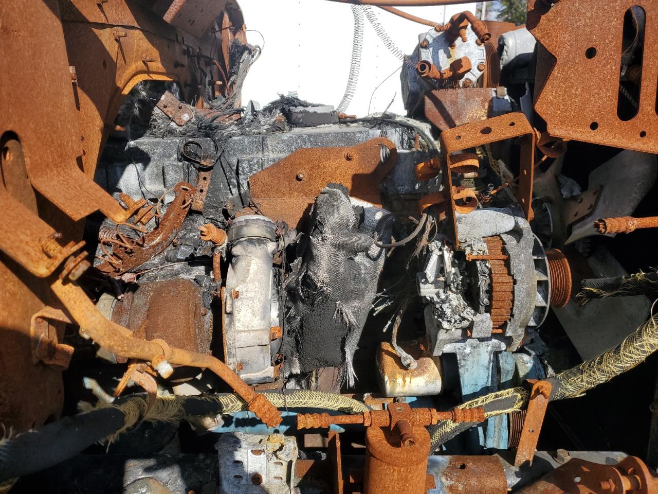 International 4900 4900 Image 2