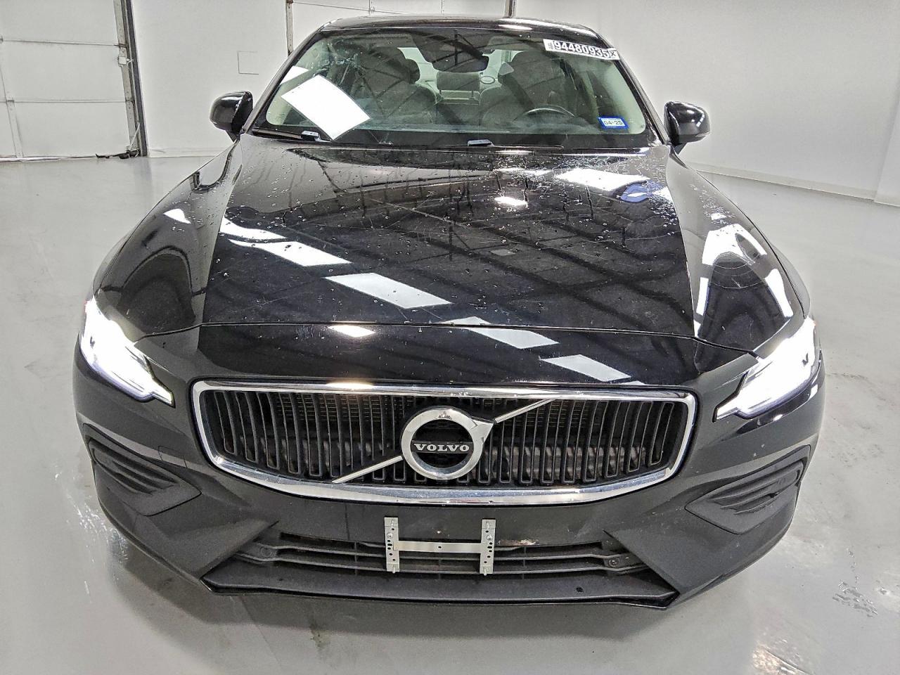 Volvo S60 T5 Momentum Image 4