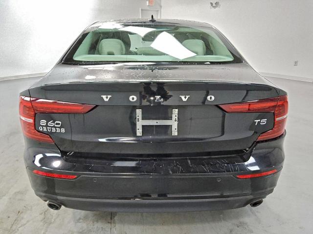 Volvo S60 T5 Momentum Image 5