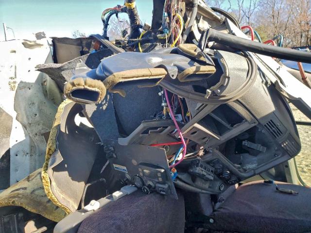 Freightliner Cascadia 1 Image 8