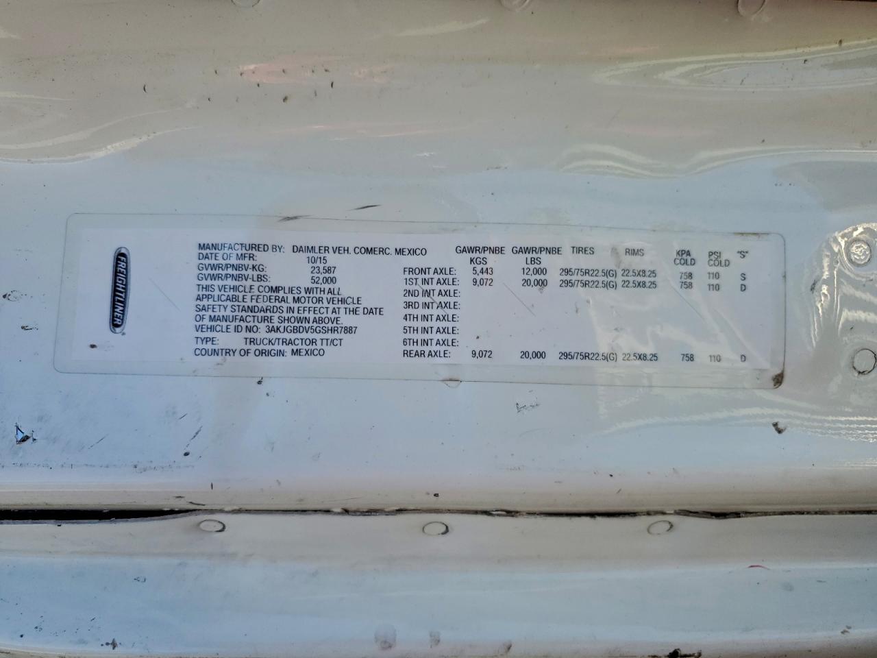 Freightliner Cascadia 1 Image 9