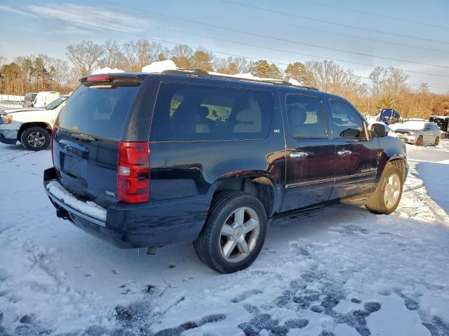 Chevrolet Suburban K1500 Ltz Image 3
