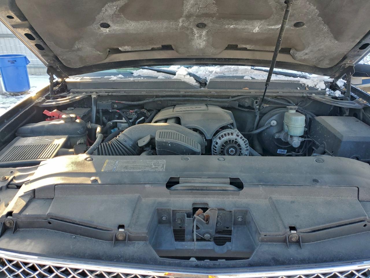 Chevrolet Suburban K1500 Ltz Image 6