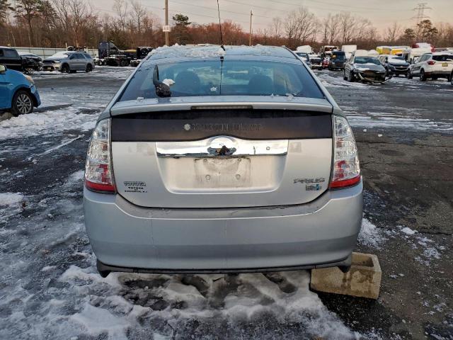 Toyota Prius Image 6