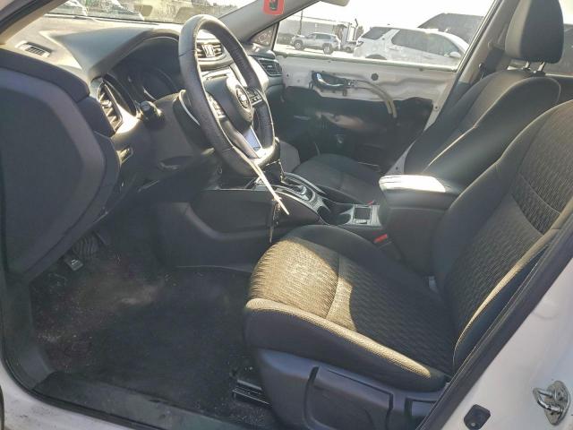 Nissan Rogue S Image 2