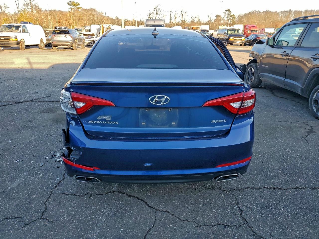 Hyundai SONATA Sport Image 5