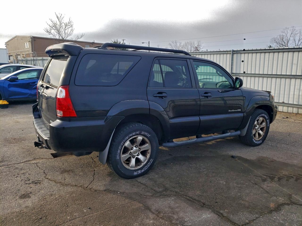Toyota 4Runner Sr5 Image 12