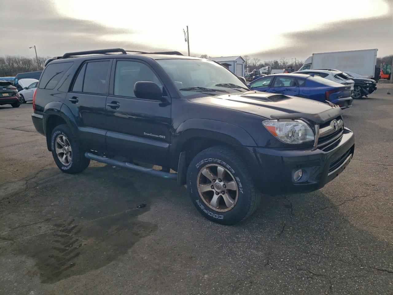 Toyota 4Runner Sr5 Image 2