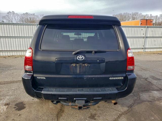 Toyota 4Runner Sr5 Image 9