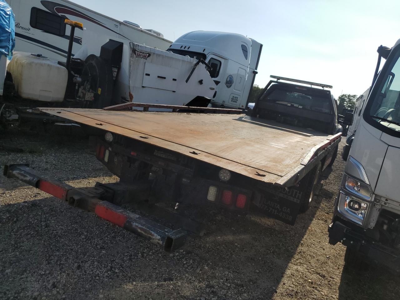 Ford F-550 Super Duty Image 7