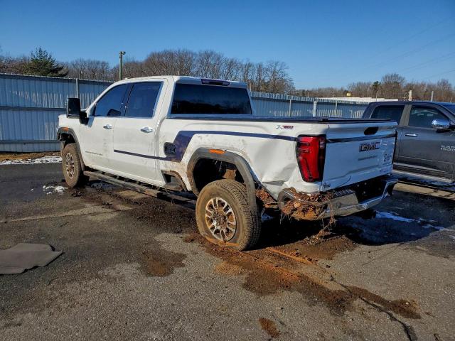 GMC Sierra K2500 Slt Image 2