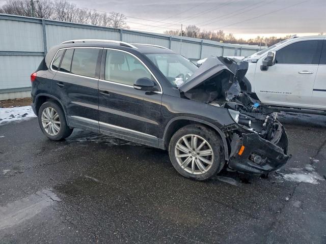 Volkswagen Tiguan S Image 7