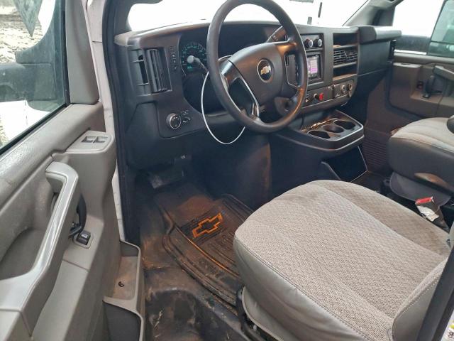 Chevrolet Express Image 8