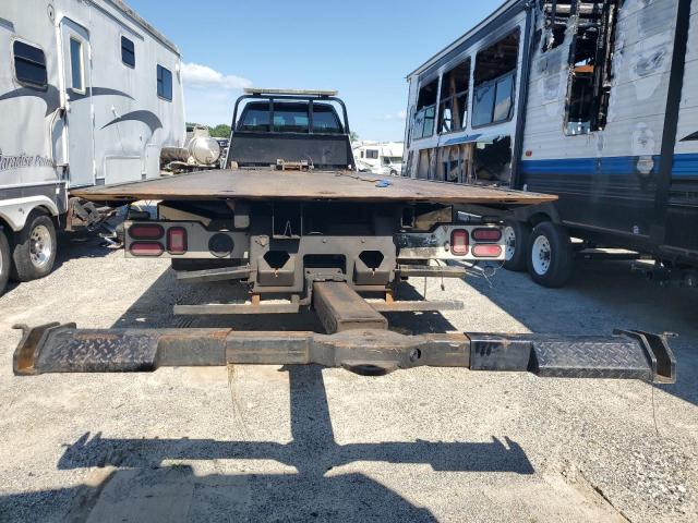 Ford F-650 Super Duty Image 5