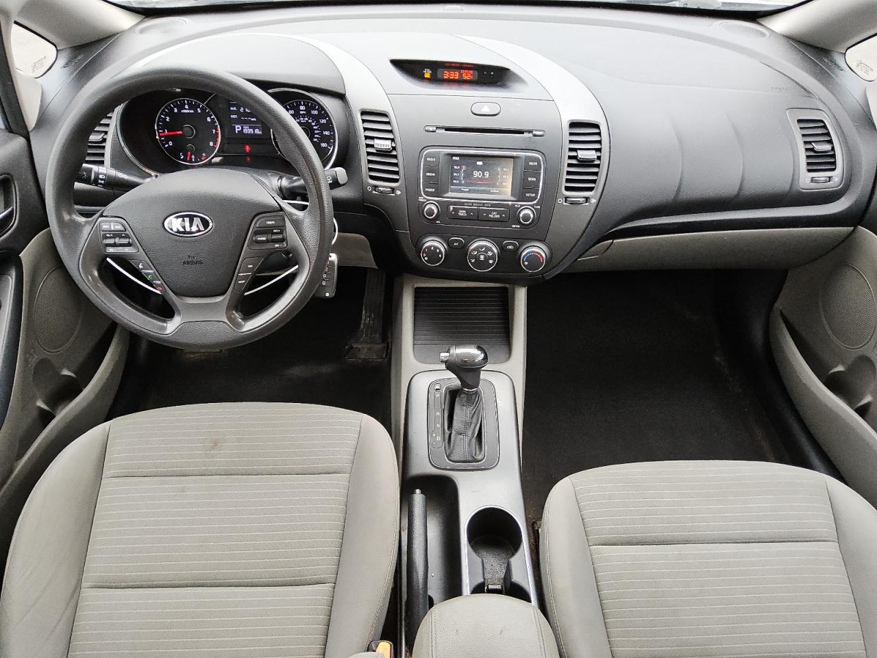 Kia Forte Lx Image 9