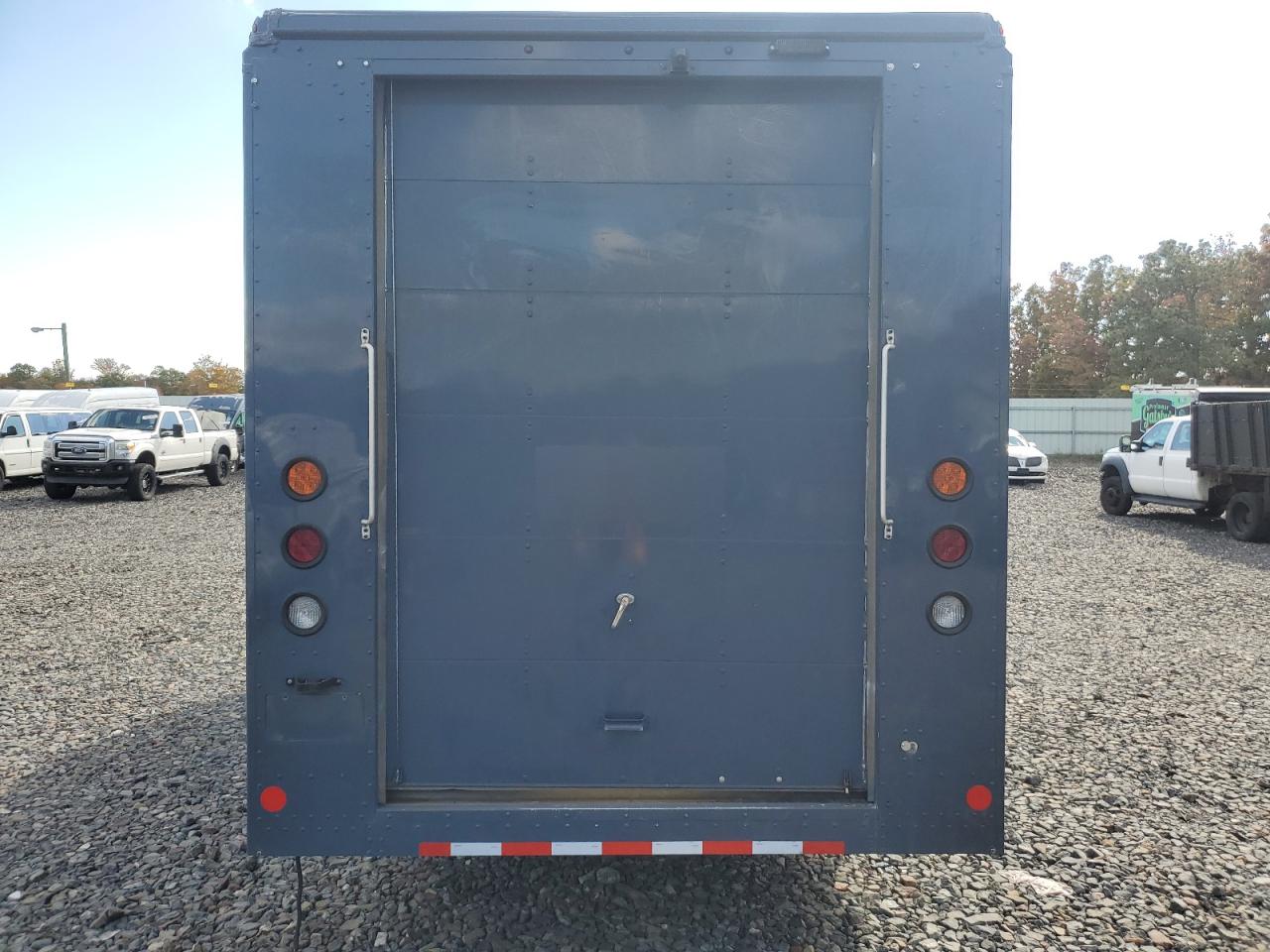 Freightliner Mt45 M Line Walk-in Van Image 5