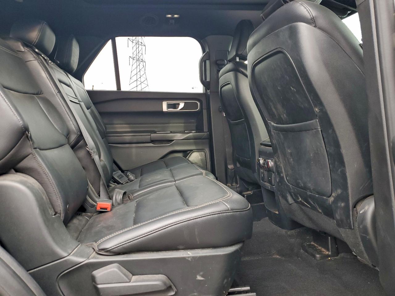 Ford Explorer Xlt Image 6